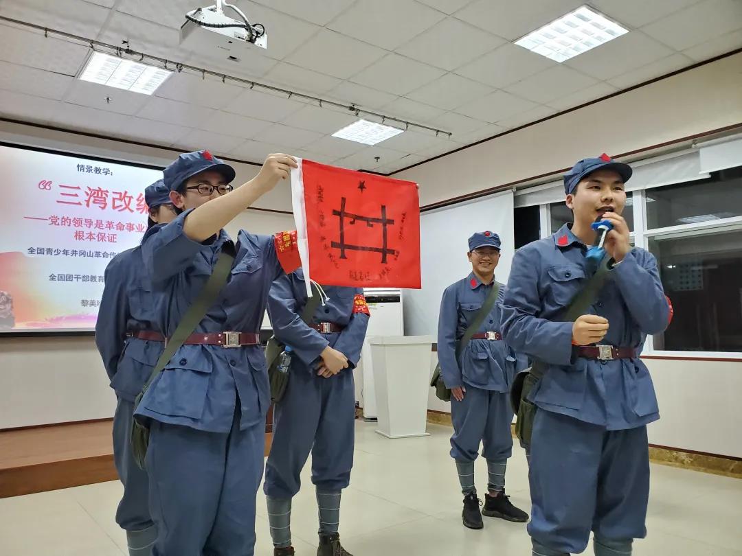 黄色仓库
