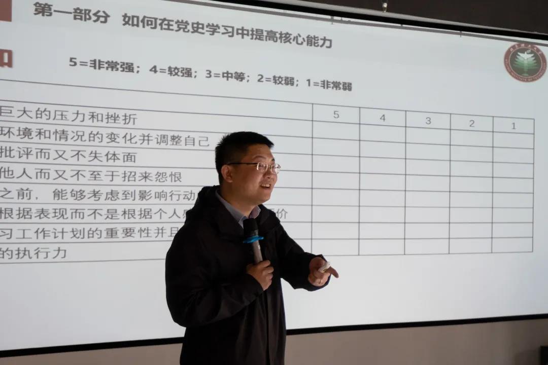 黄色仓库