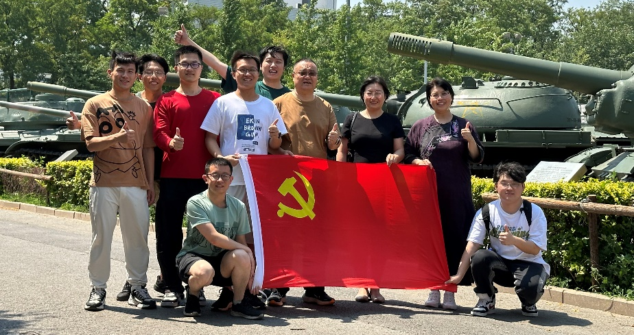 黄色仓库